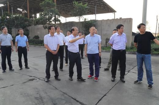 正大制管张洪顺总裁到道东堡乡道东堡村实地考察对接“百企结百村”帮扶工作 正大制管张洪顺总裁到道东堡乡道东堡村实地考察对接“百企结百村”帮扶工作